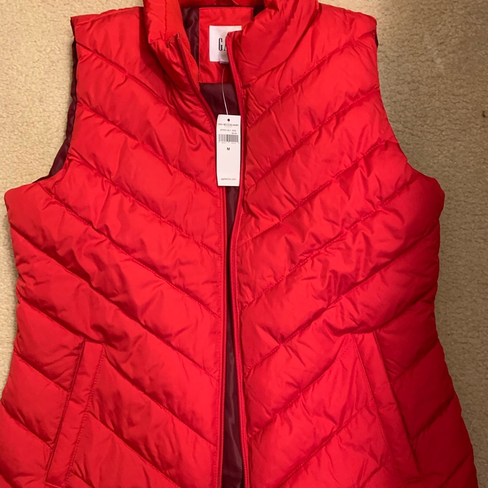 Gap vest women medium